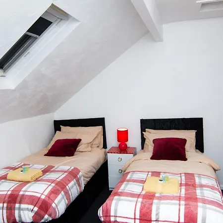 East Park House Leeds City Center Πανσιόν *